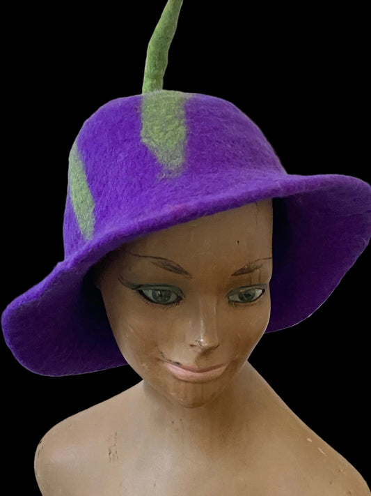 Vilten hoedje Aubergine